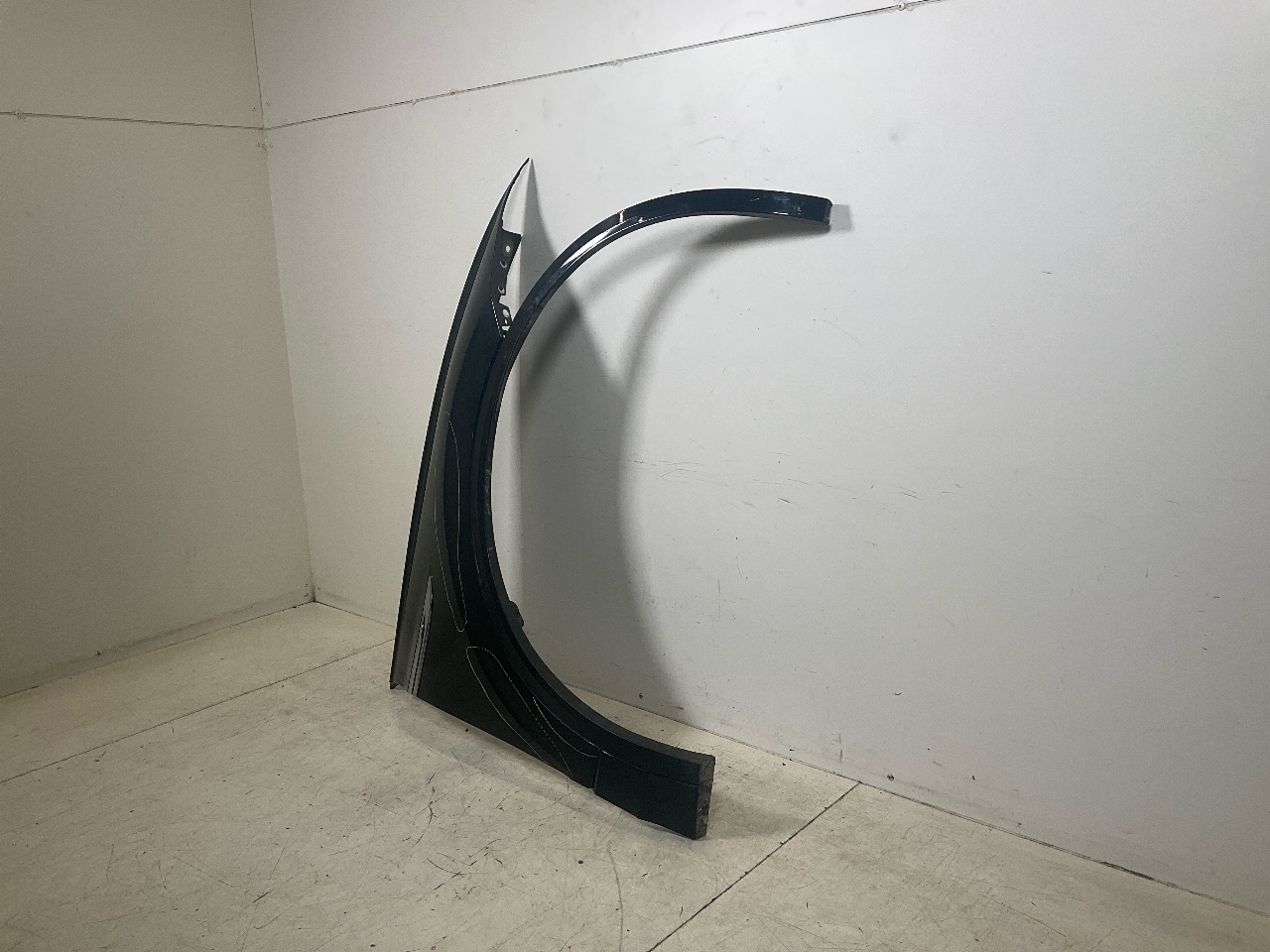 VOLKSWAGEN Touareg 3 generation (2018-2024) Priekšējais kreisais spārns 760821106 25160814