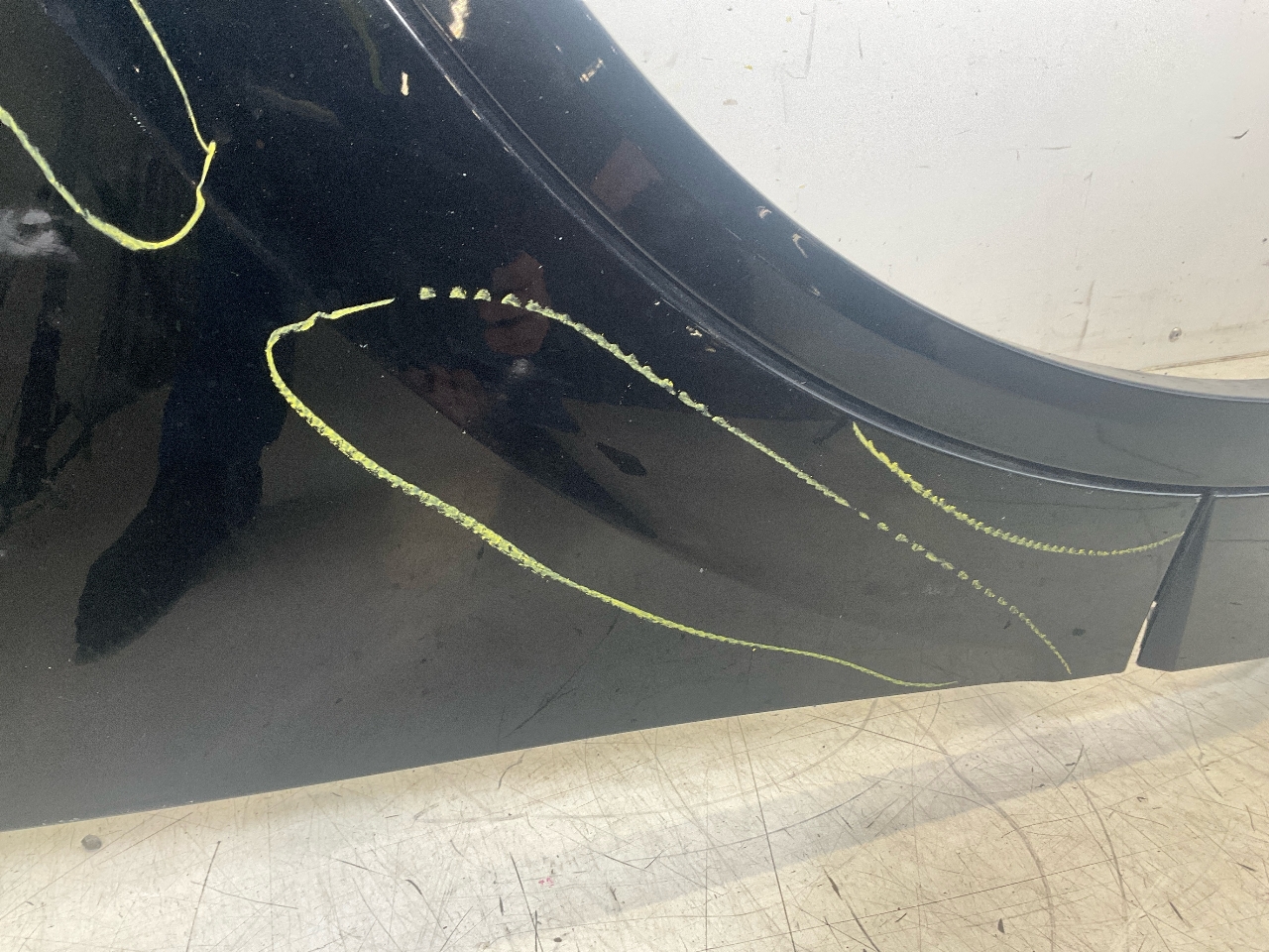 VOLKSWAGEN Touareg 3 generation (2018-2024) Priekšējais kreisais spārns 760821106 25160814